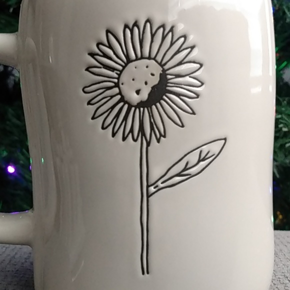 HAPPY Sunflower Double-sided Mug Green Inside 🌻 - Picture 3 of 5